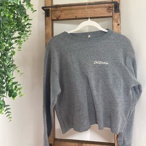 Gray sweatshirt